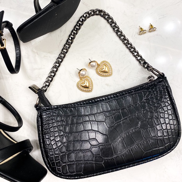 Jenevieve Crocodile Crossbody Bag - Picture 4 of 5